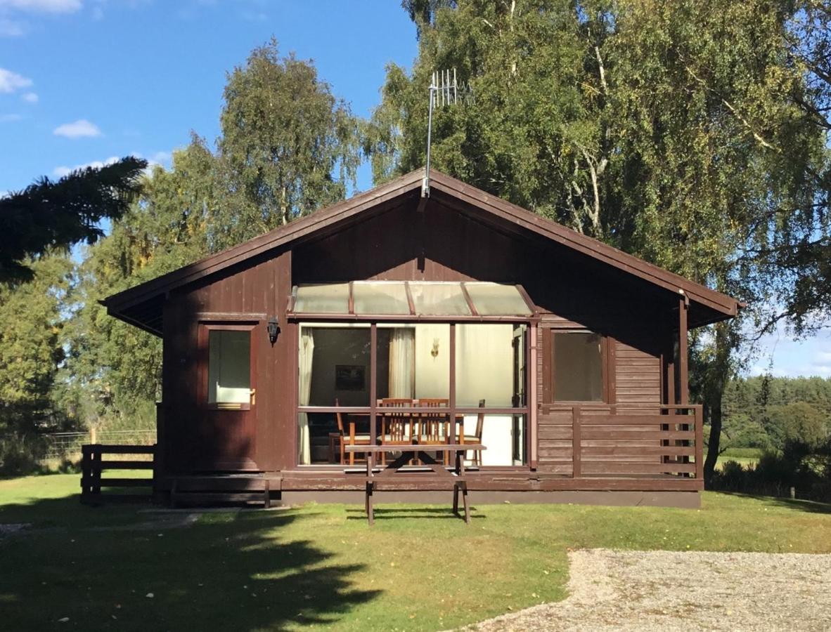 Macdonald Spey Valley Resort 阿维莫尔 外观 照片