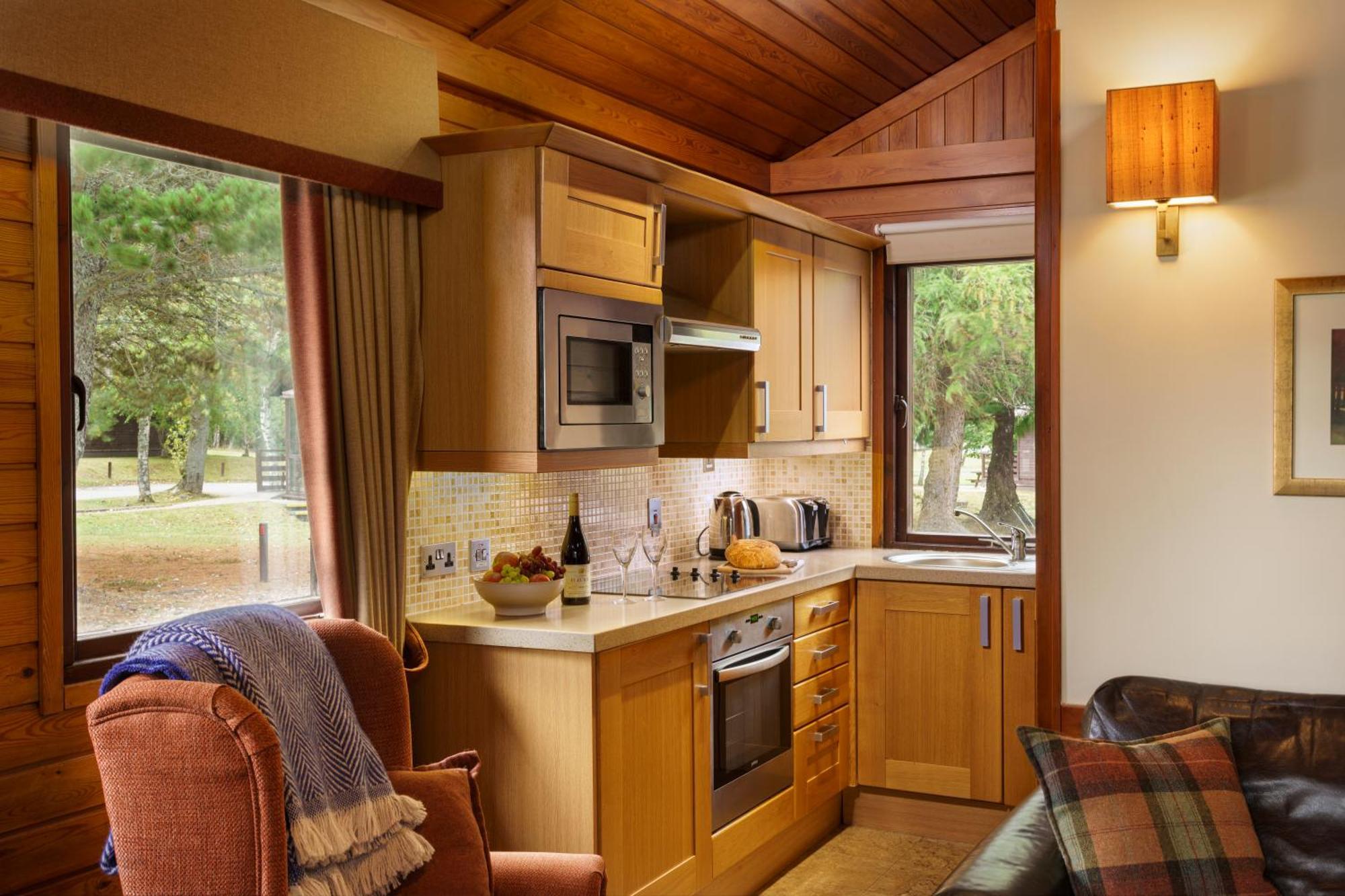 Macdonald Spey Valley Resort 阿维莫尔 外观 照片