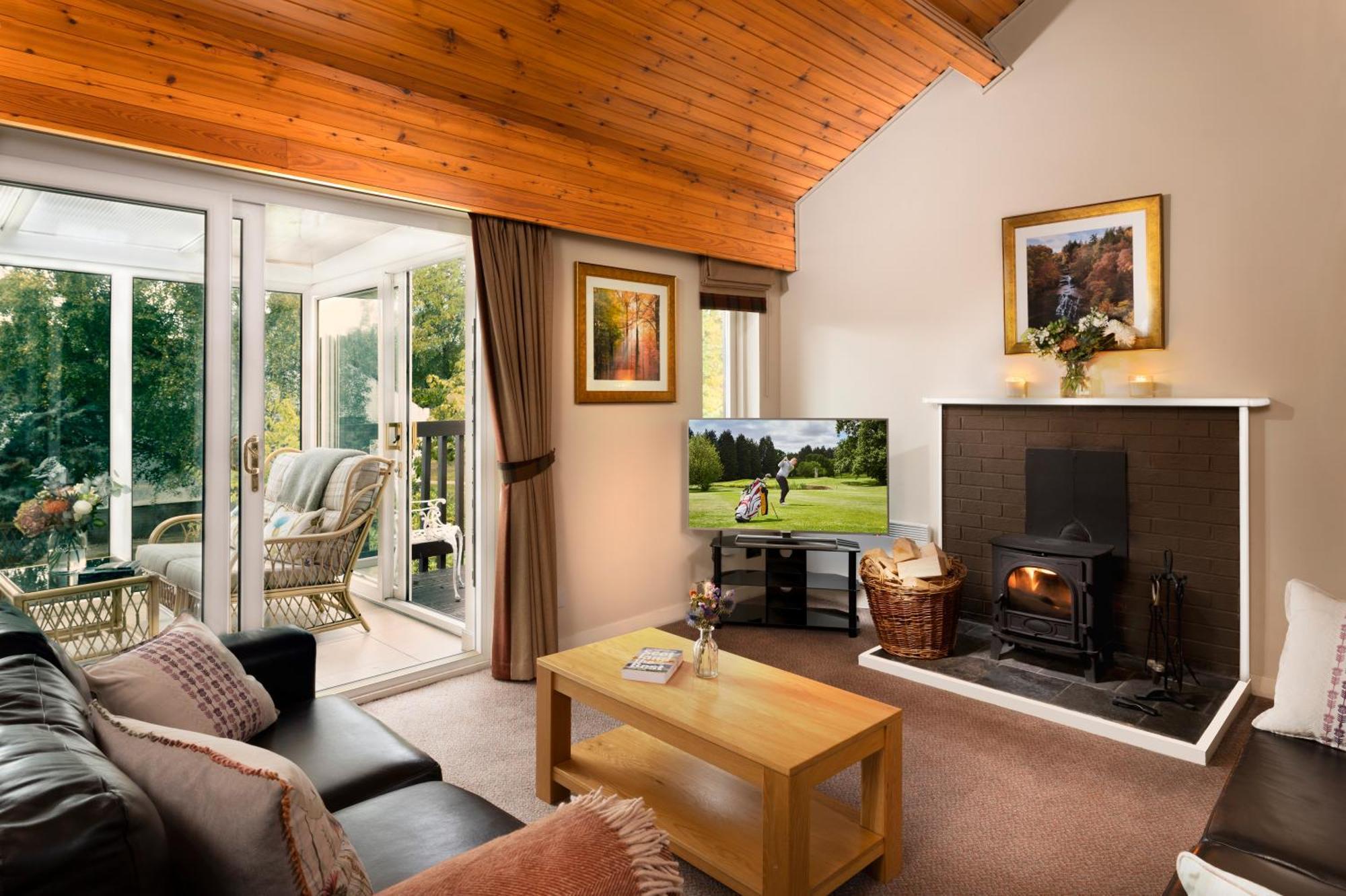 Macdonald Spey Valley Resort 阿维莫尔 外观 照片