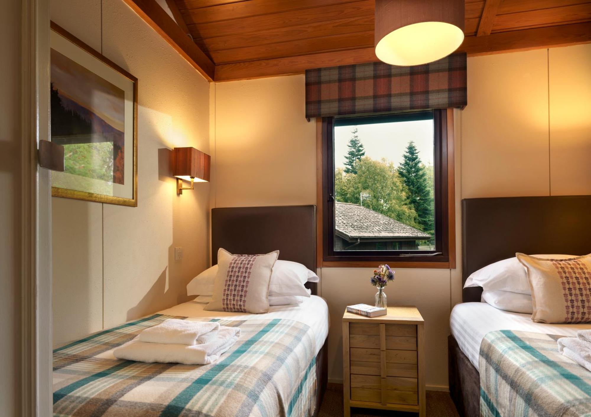 Macdonald Spey Valley Resort 阿维莫尔 外观 照片
