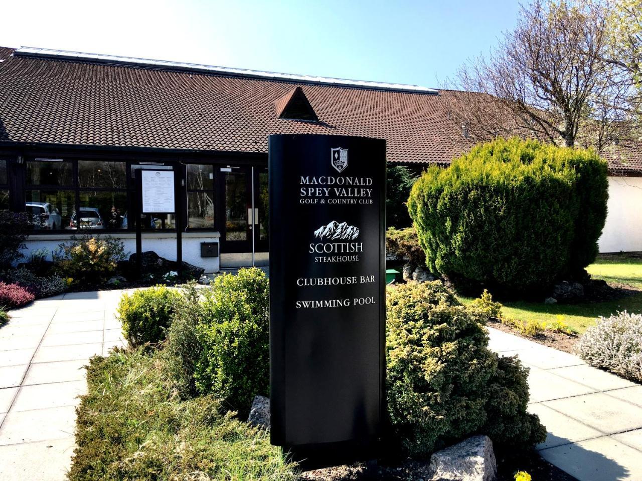 Macdonald Spey Valley Resort 阿维莫尔 外观 照片