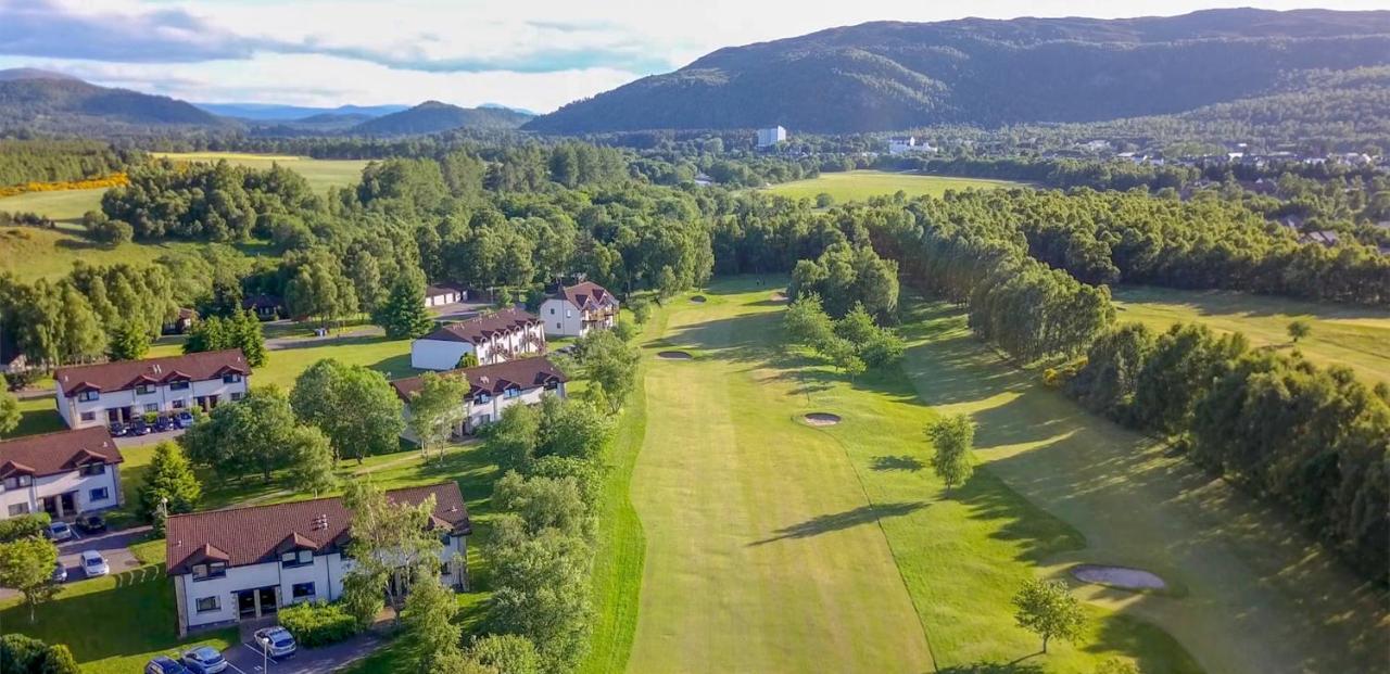 Macdonald Spey Valley Resort 阿维莫尔 外观 照片
